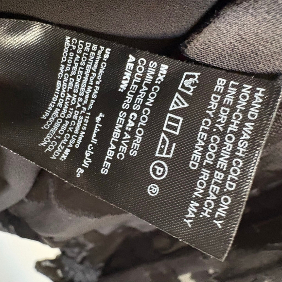 Women's White House Black Market Black Floral Silk Burnout Blouse Size 8 - Picture 10 of 13